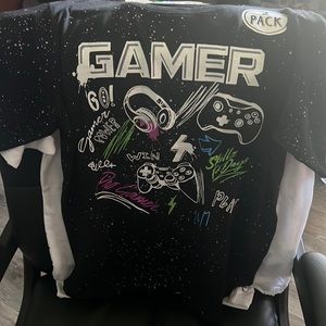 Set of two youth tees